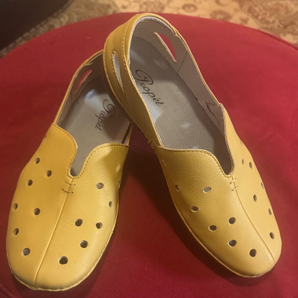 Propet Women's Sunny Yellow Slip-On Flats